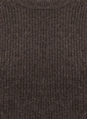 Raglan crew neck sweater - crafted with Todd and Duncan Superfine Lamb’s wool yarn