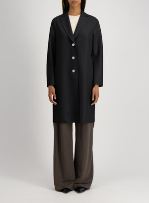 Overcoat in light pressed wool