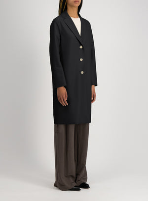 Overcoat in light pressed wool