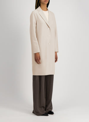 Overcoat in light pressed wool