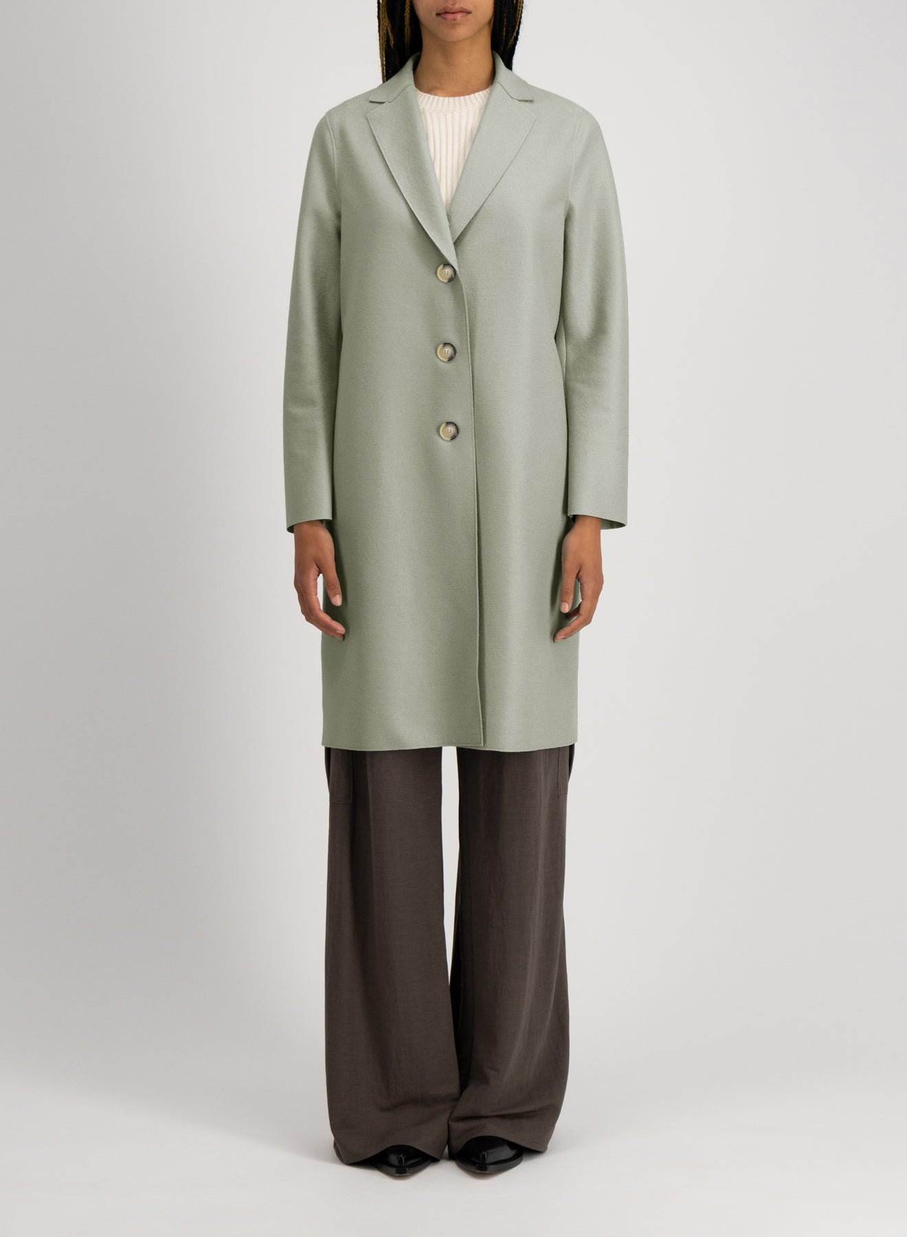 Overcoat in light pressed wool