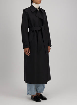 Long trench with double stitching pressed wool