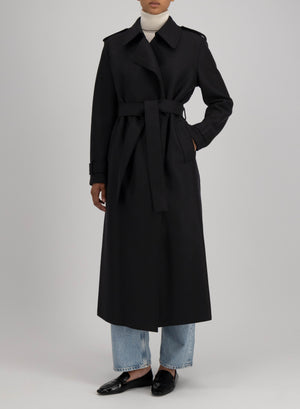 Long trench with double stitching pressed wool