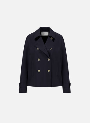 Cropped trench scuba