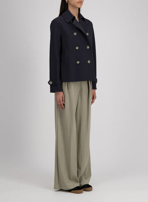 Cropped trench scuba