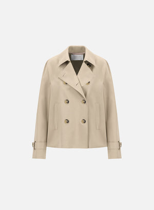 Cropped trench scuba