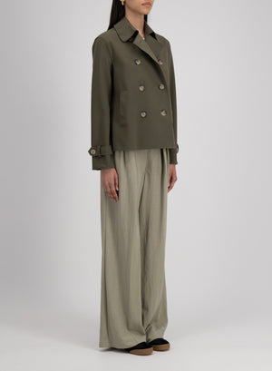 Cropped trench scuba