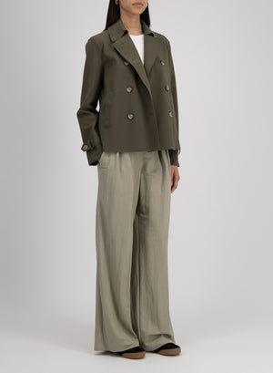 Cropped trench scuba