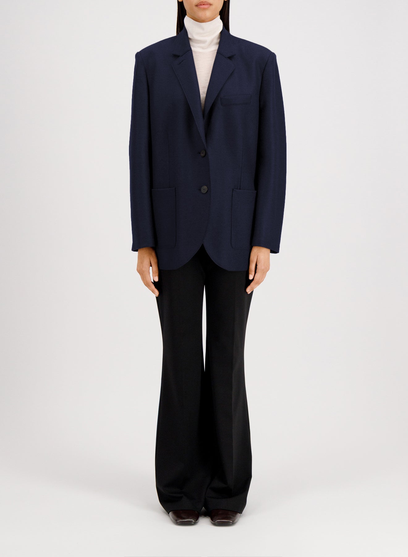 Travel blazer with shoulder pads pressed wool