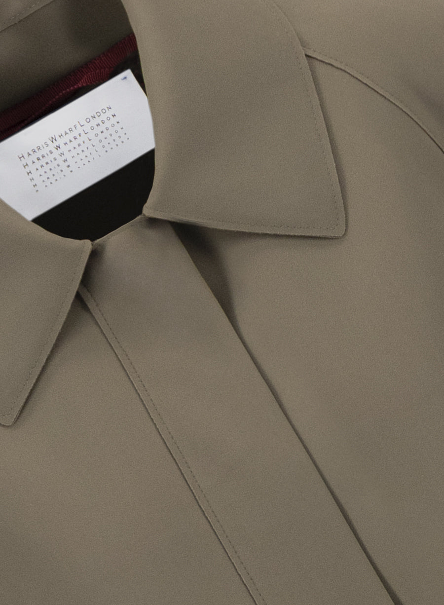 Cropped raglan jacket scuba