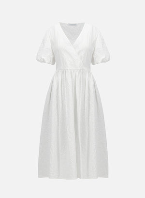 Dress with puff sleeves in creased cotton