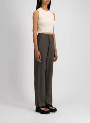 Side vent straight trousers rayon