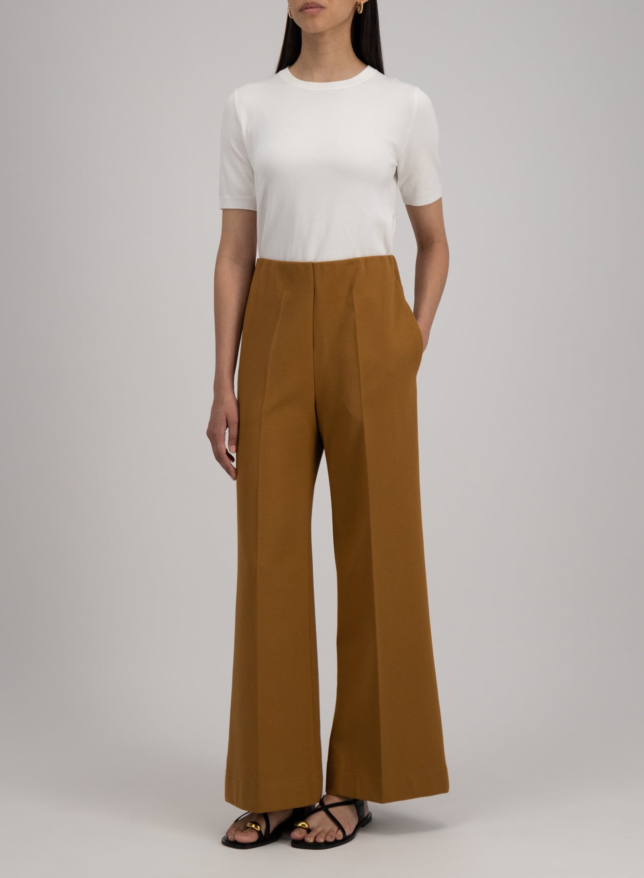Flared trousers crafted with Loro Piana fabric
