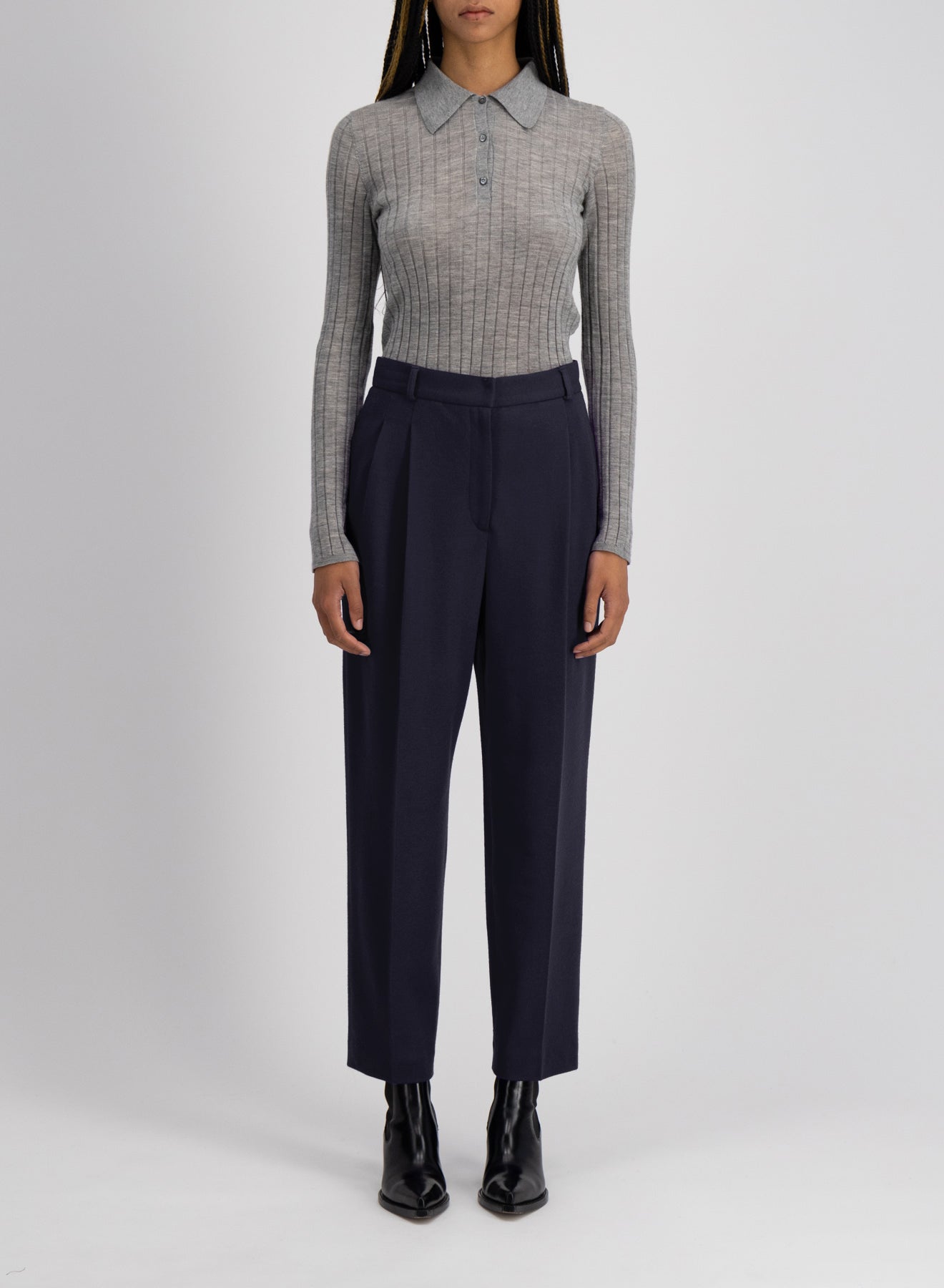 Pleated trousers superfine merino