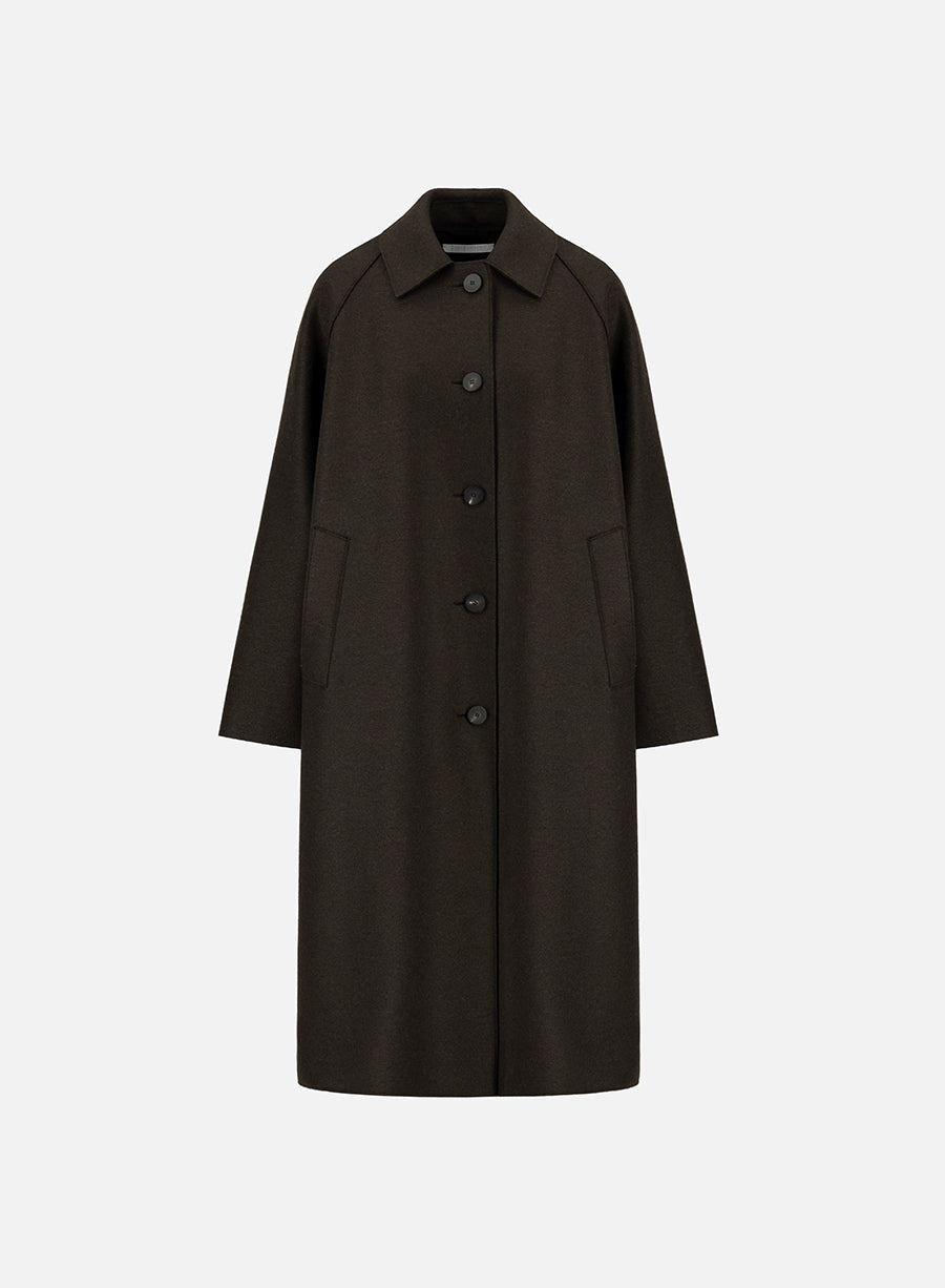 Balmacaan in pressed wool with quilted lining