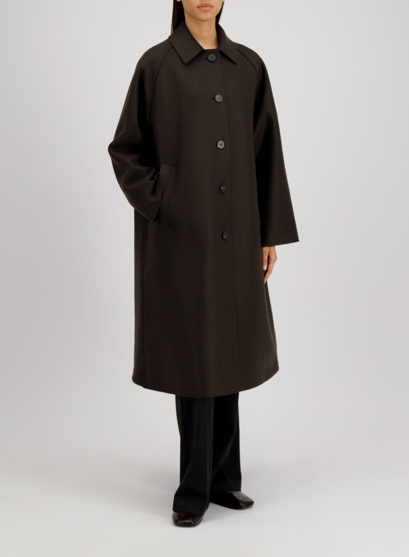 Balmacaan pressed wool with quilted lining