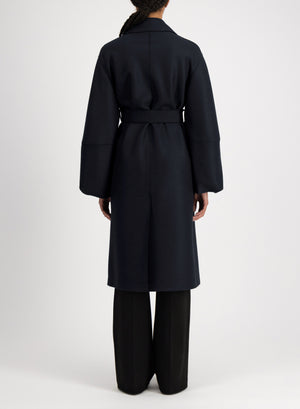 Puff sleeves coat in pressed wool