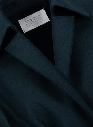 Puff sleeves coat in pressed wool