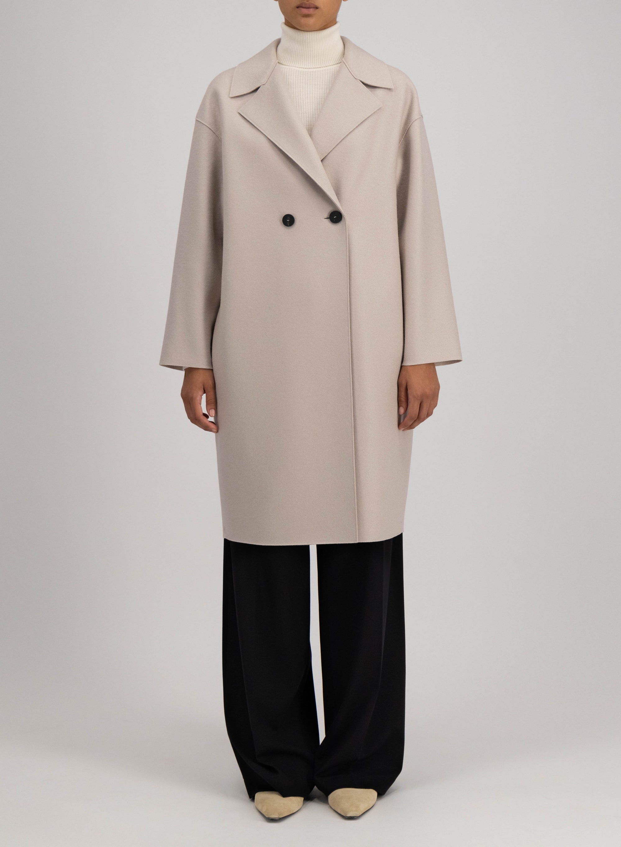 Dropped shoulder coat pressed wool
