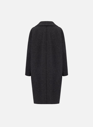 Dropped shoulder coat in double crafted with Loro Piana fabric