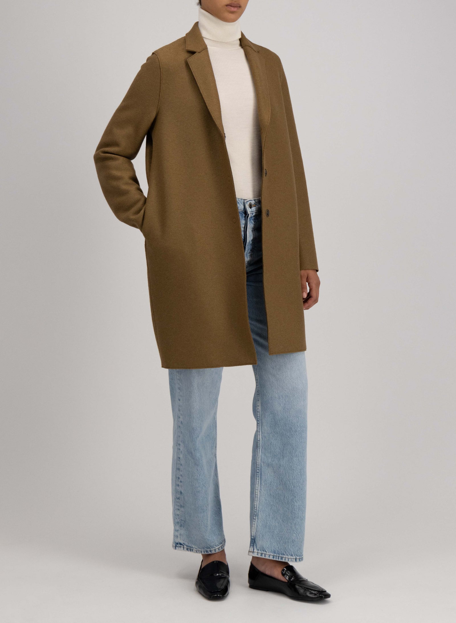 Cocoon coat pressed wool