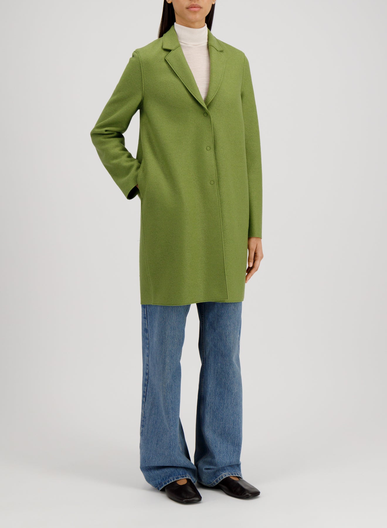 Cocoon coat pressed wool