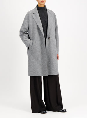 Oversized coat in cashmere blend