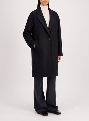 Oversized coat in cashmere blend