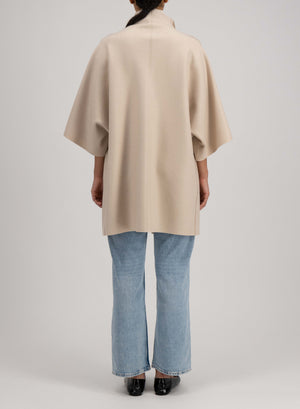 Kimono mantle in pressed wool