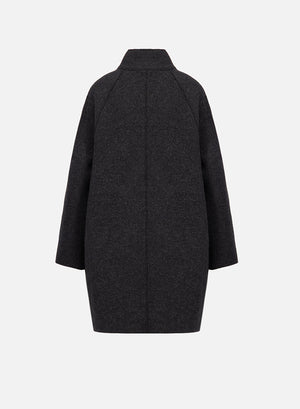 Raglan cape in boiled wool
