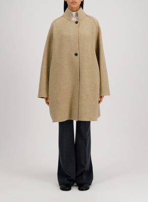 Raglan cape in boiled wool