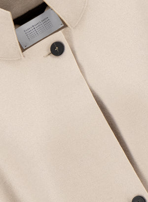 Raglan cape in pressed wool