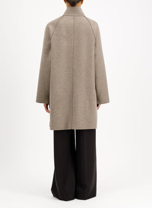 Reversible raglan cape double crafted with Loro Piana fabric