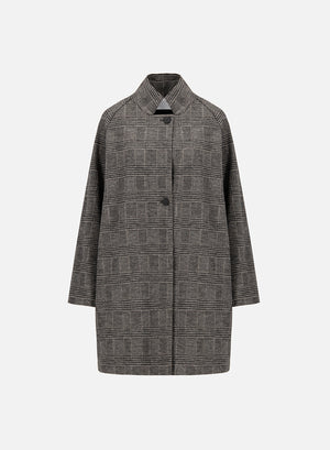 Raglan cape crafted with Loro Piana fabric