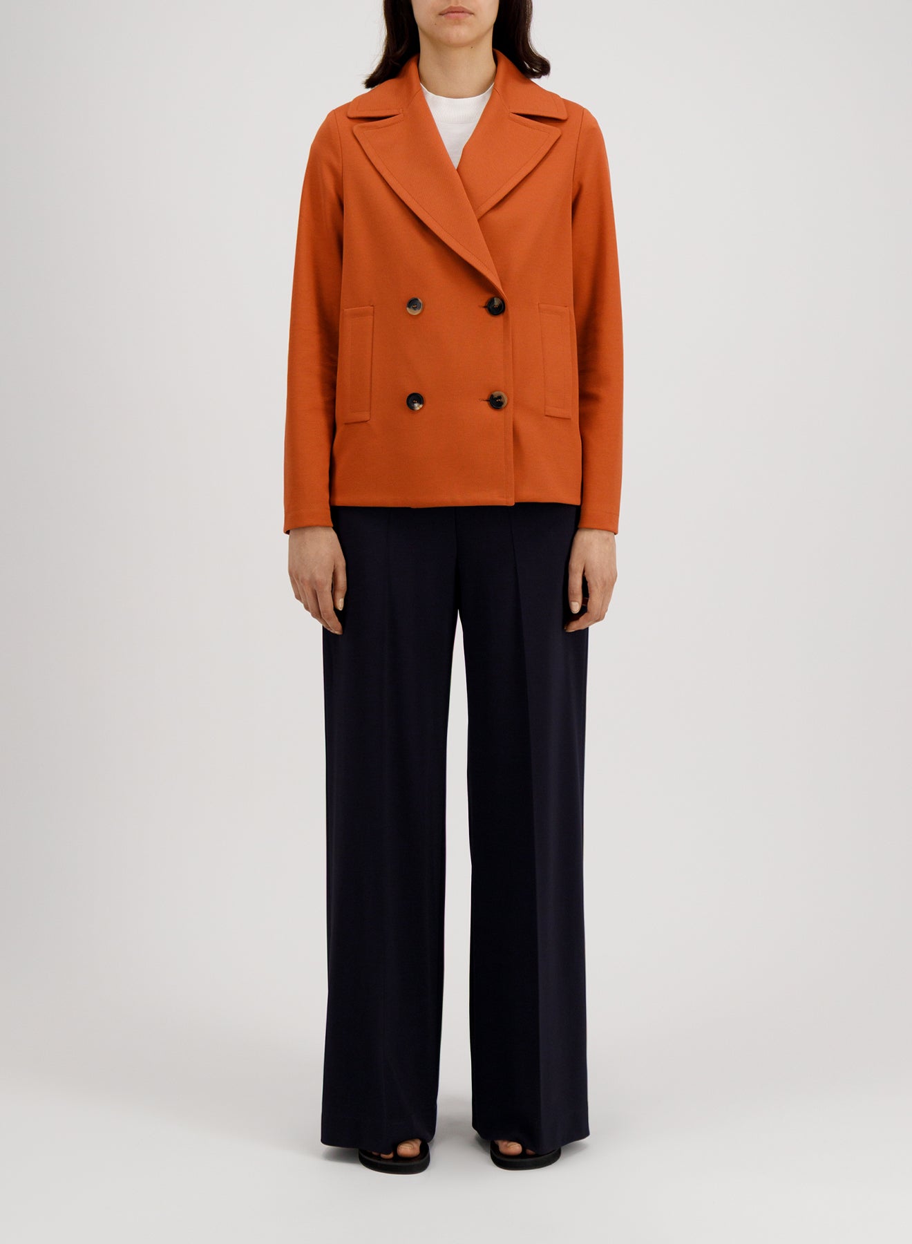 Peacoat diagonal crafted with Loro Piana fabric