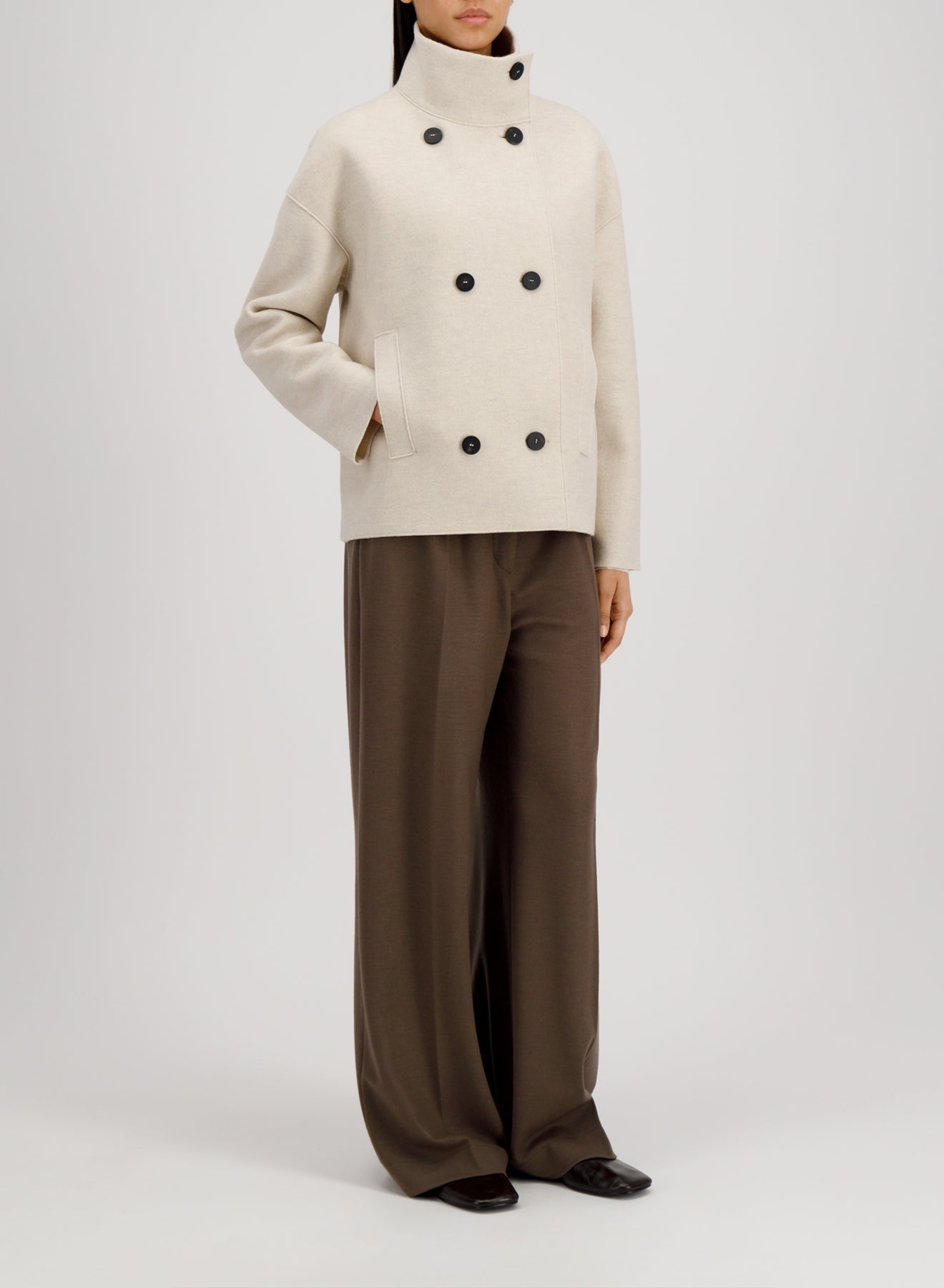 Cropped funnel jacket pressed wool