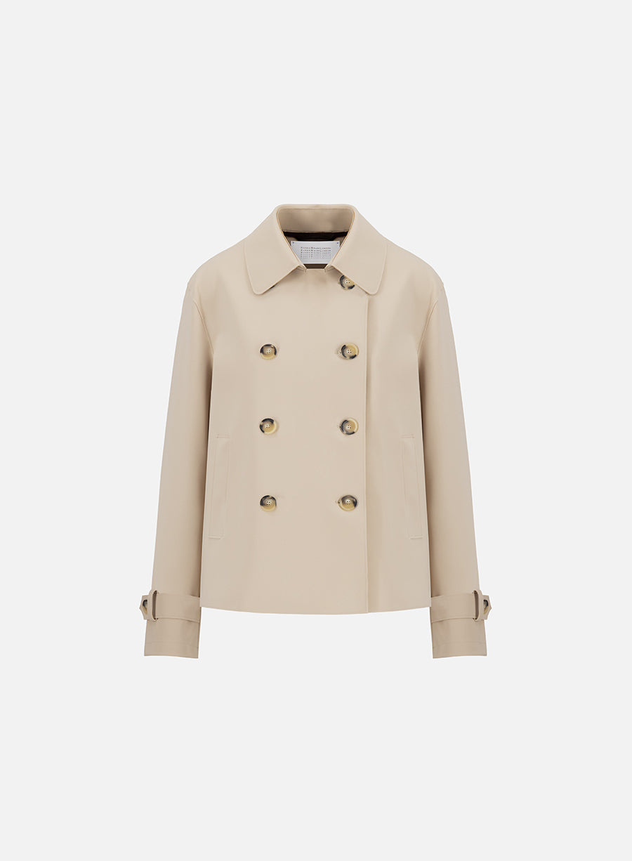 Cropped trench scuba