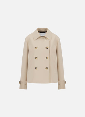 Cropped trench scuba