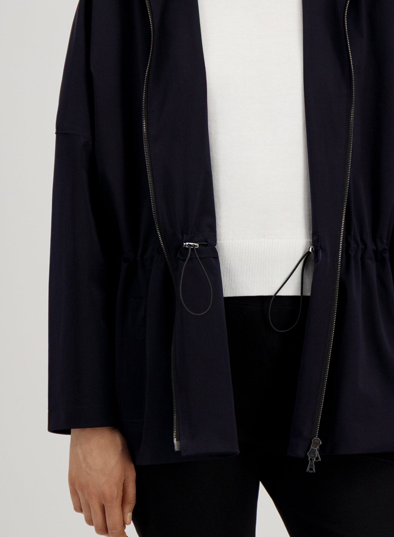 Hooded drawstring jacket light technic - Harris Wharf London .com