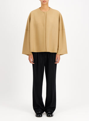 Collarless cape