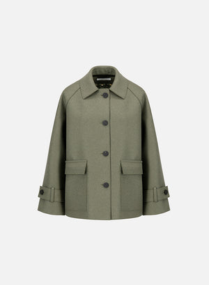 Raglan jacket with quilted lining