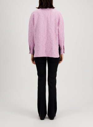 oversized shirt crinkle