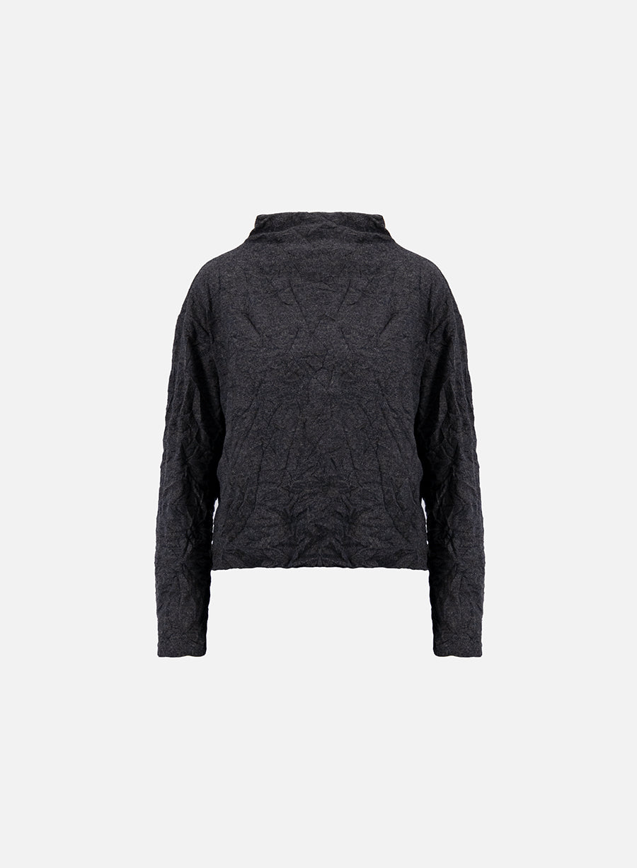 Turtleneck creased wool