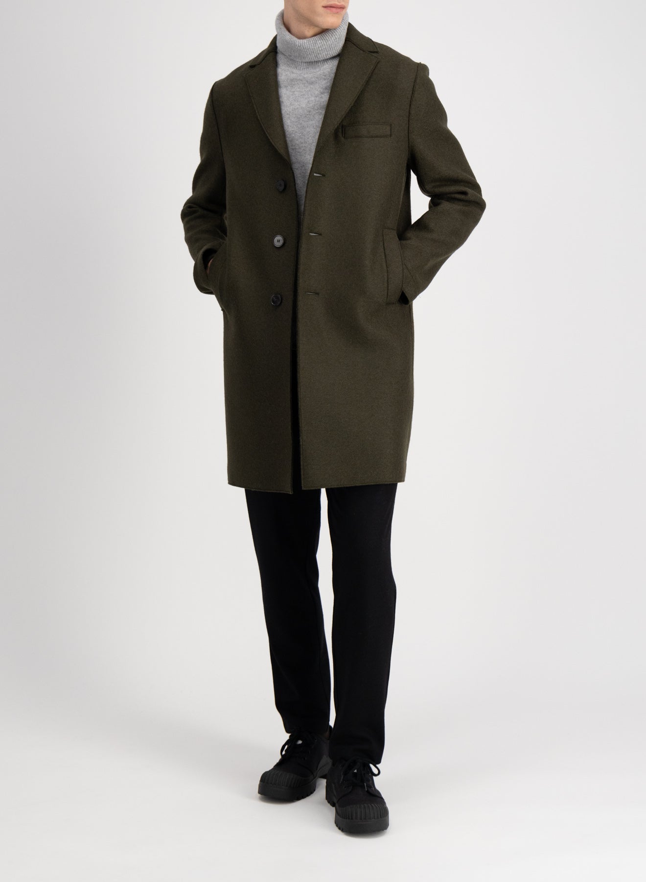 Boxy coat pressed wool