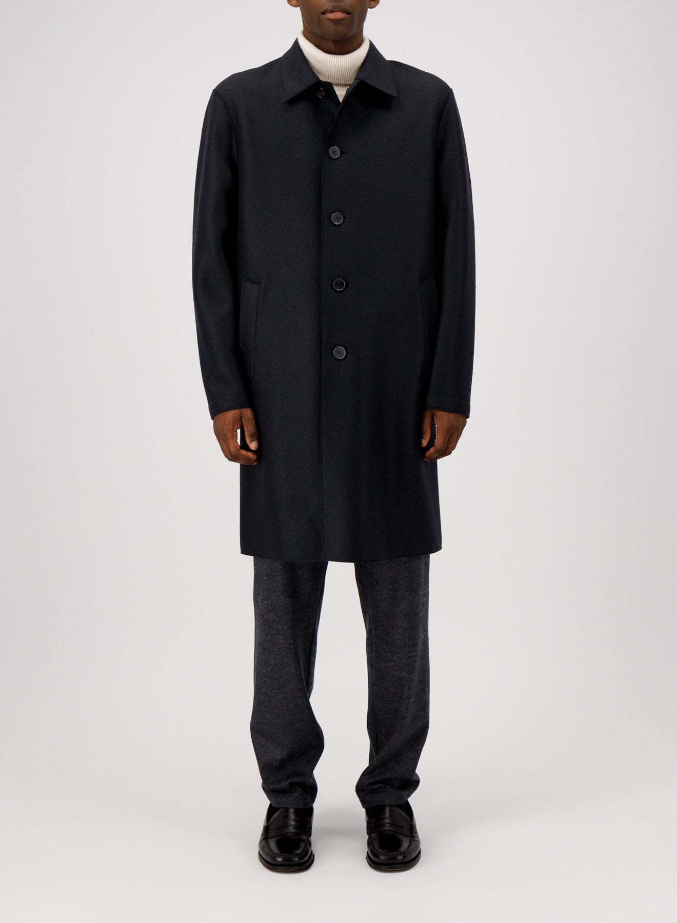 Mac coat pressed wool