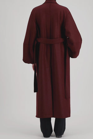 Long puff sleeves coat in pressed wool