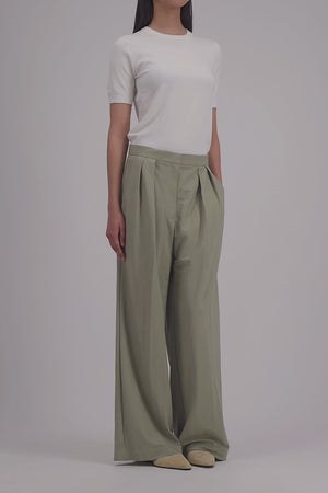 Oversized pleated trousers rayon