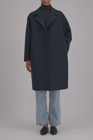 Dropped shoulder coat pressed wool