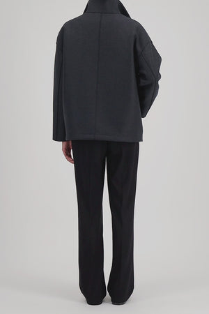 Oversized funnel jacket in pressed wool with quilted lining